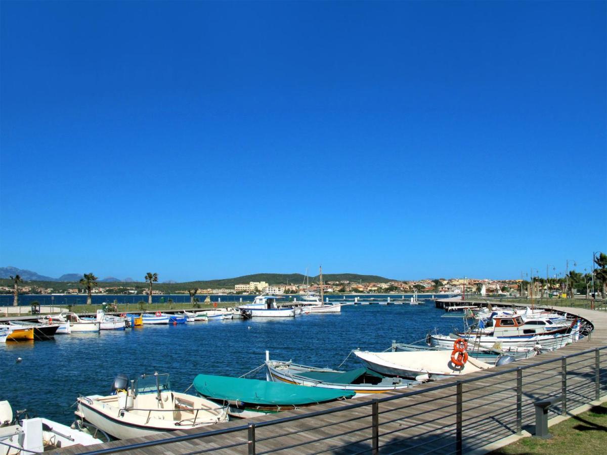 Appartamento Locazione Turistica Silvia Golfo Aranci Esterno foto